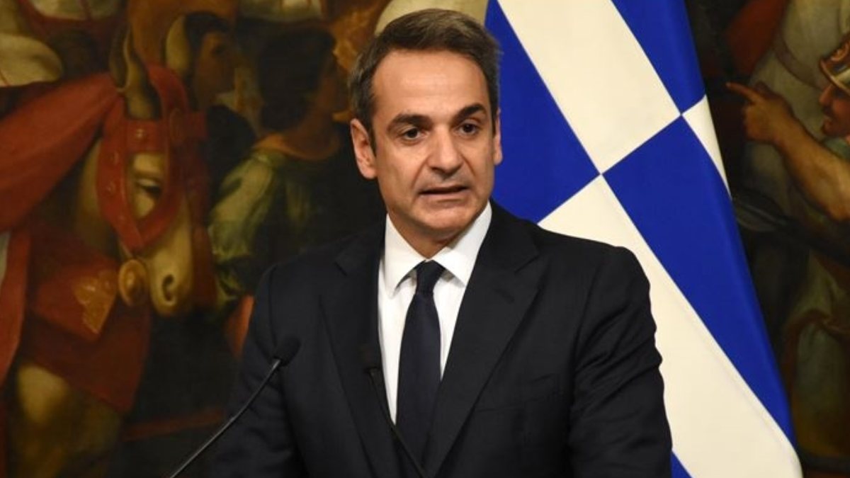 Yunanistan’da Miçotakis’in bilgisi dahilinde 32 isim dinlendi iddiası