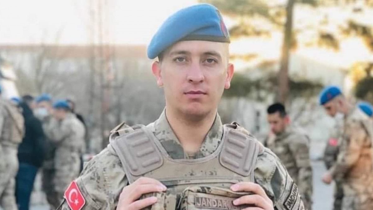 Aksaray’da tıra arkadan çarpan uzman çavuş hayatını kaybetti