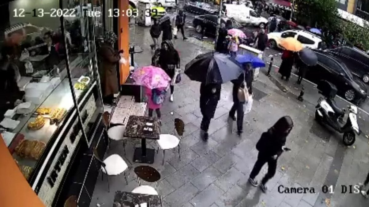 Gaziosmanpaşa’da kırmızı ışıkta geçme kavgası