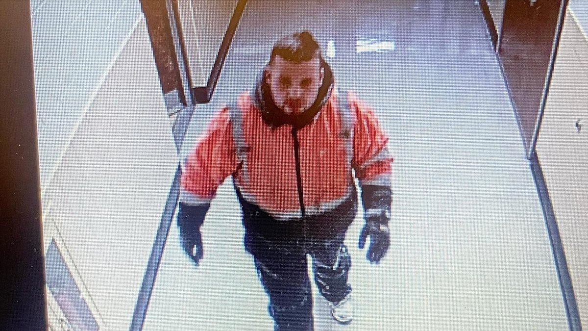 New Yorklu bir kişi, kar fırtınasında aracına aldığı 24 kişiyi donmaktan kurtardı