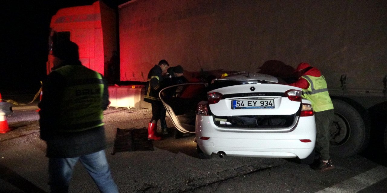 Yasak noktadan dönen TIR can aldı