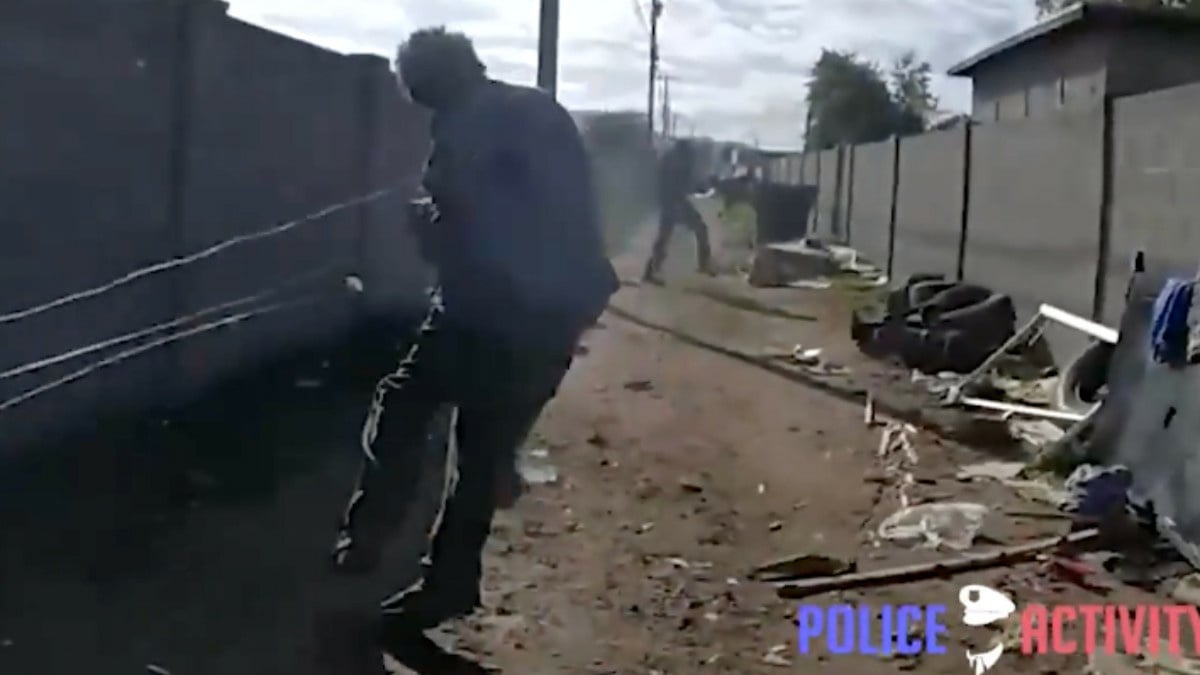 ABD’de makaslı saldırgan polis tarafından vuruldu