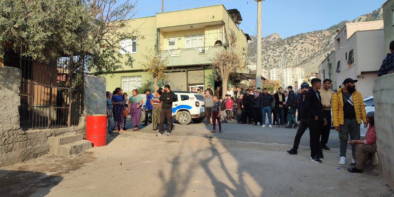 Adana’da silahlı kavga: 4 yaralı, 3 gözaltı