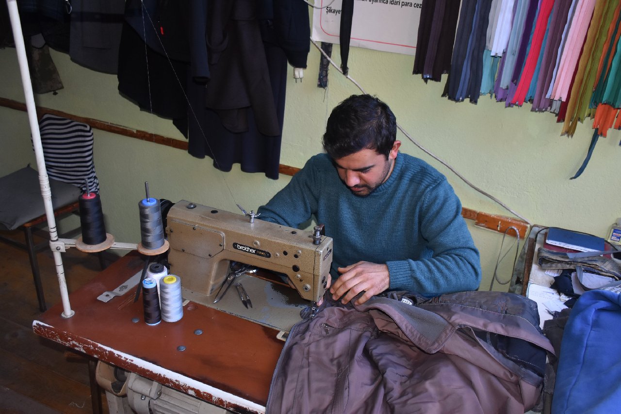 Ataması yapılmayan genç, dede mesleğine yöneldi