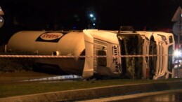 Bakırköy’de yakıt tankeri devrildi, cadde trafiğe kapatıldı