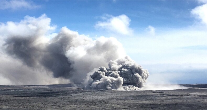 Hawaii’deki Kilauea Yanardağı yeniden faaliyete geçti