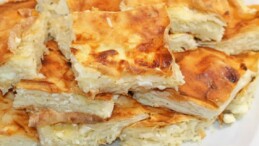 Hazır yufkayla börek yaparken yaparken asla atmamanız gereken teknik! Börek çıtır çıtır oluyor