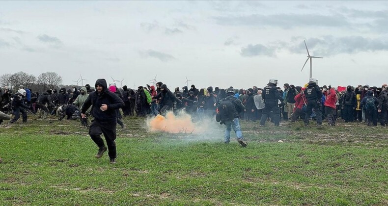 İki yıldır ormanda yaşayan 35 bin çevrecinin ‘linyit köyü’ direnişi sürüyor