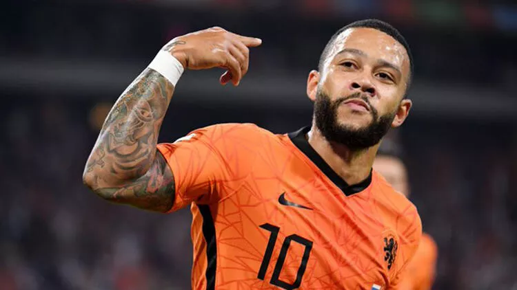 İsmi Galatasaray’la da anılmıştı, Memphis Depay imzaladı