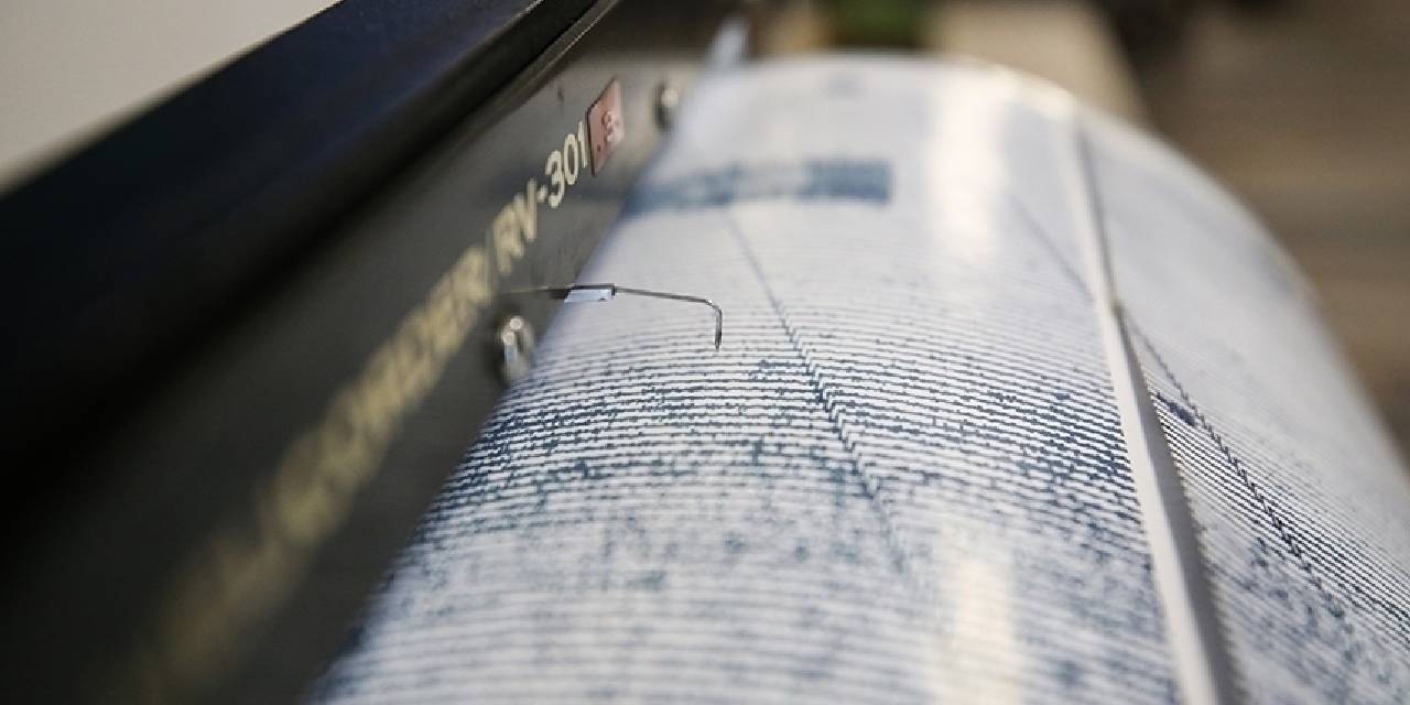 İzmir’de son 4 günde 142 deprem