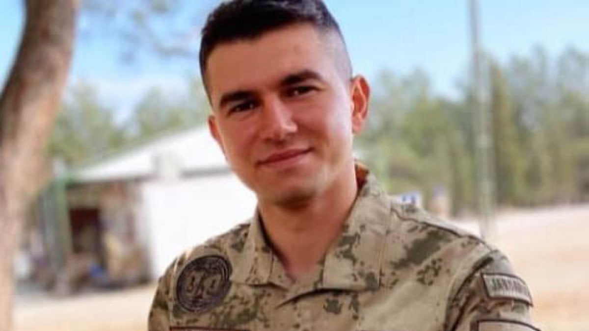 Kahramanmaraş’ta, birliğine giderken kaza yapan uzman çavuş toprağa verildi