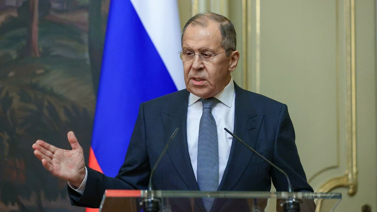 Lavrov: Yunanistan ABD’ye boyun eğdi