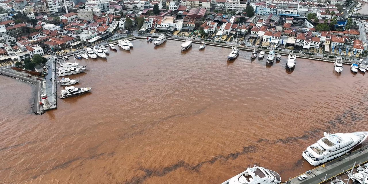 Marmaris’in mavisi silindi