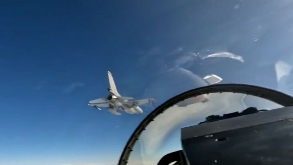 MSB, F-16’ların eğitim uçuşunu paylaştı