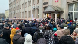 Polonya’da halk, artan enerji fiyatlarını protesto etti