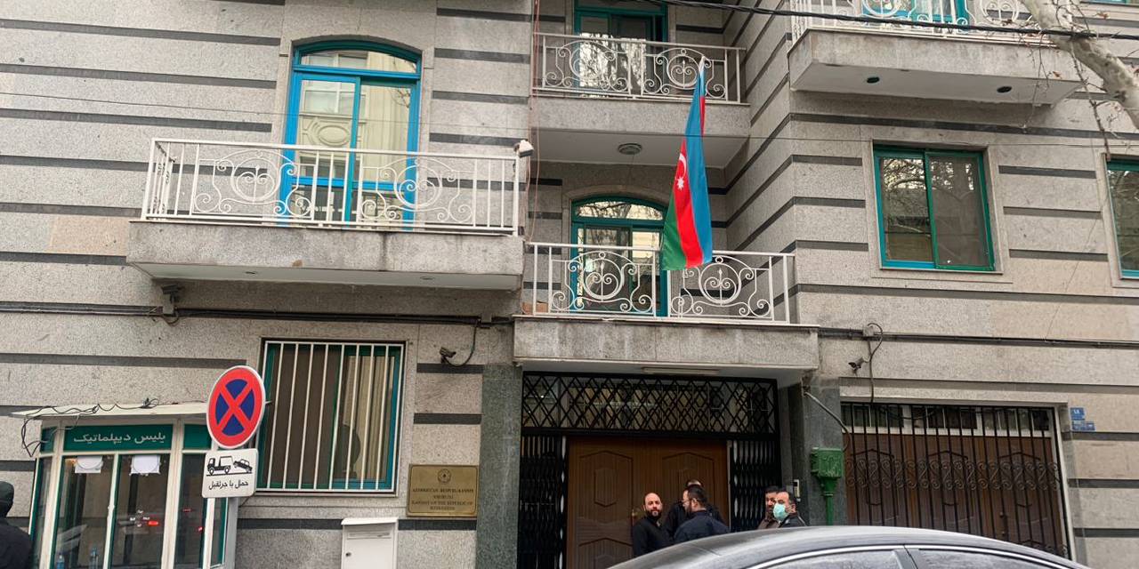 Saldırı ardından Azerbaycan, İran tahliyesine başlıyor