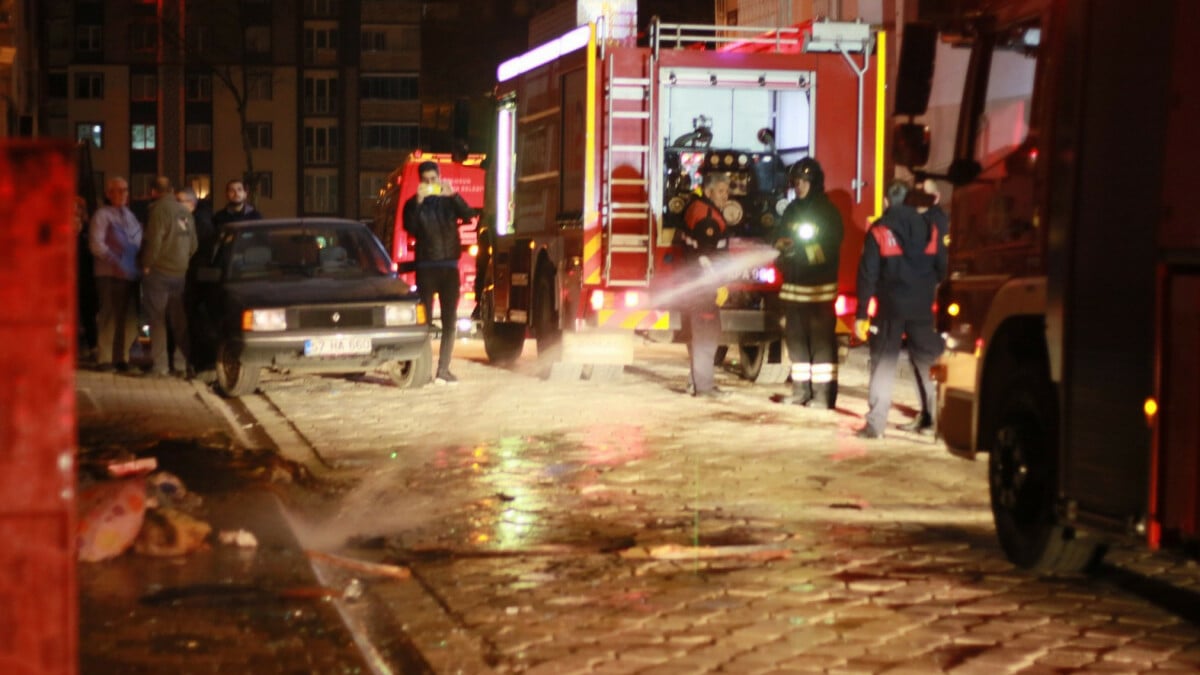 Samsun’da çakmakla oynayan çocuk yangın çıkardı