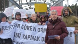 Sinop Üniversitesi’nde protesto: Rektörün görevi cami yapmak değil, bilimsel eğitimdir