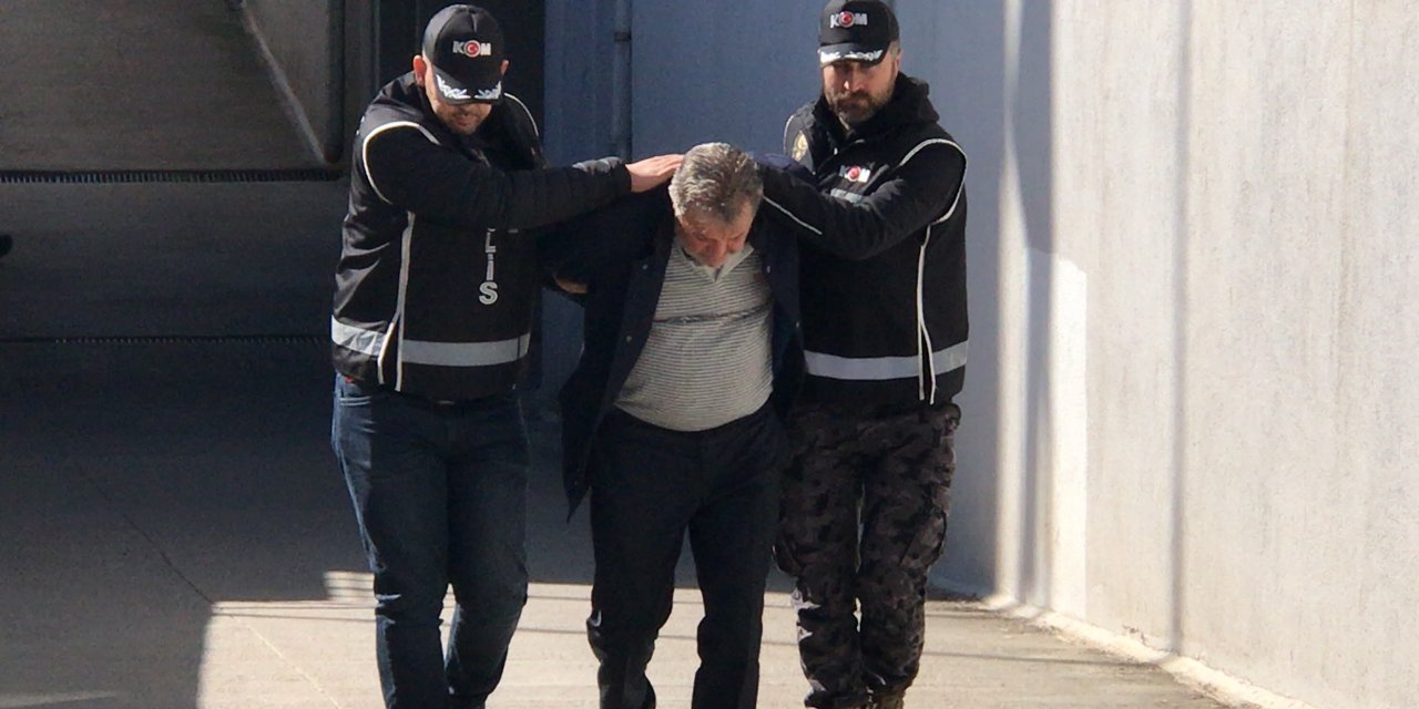 Adana’da yıkılan binaları inşa eden firma sahibi tutuklandı