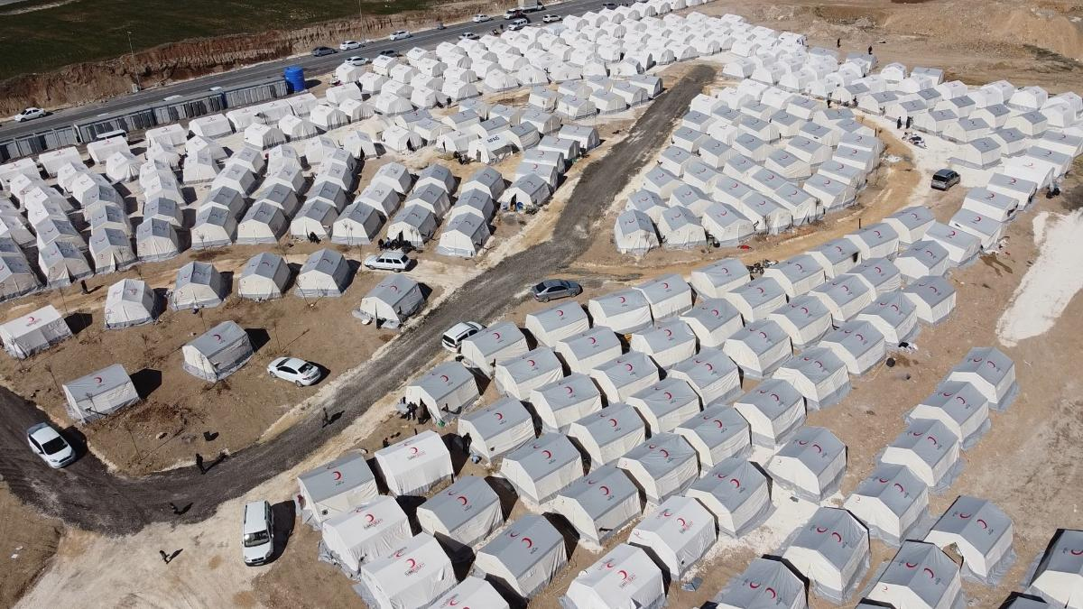 Adıyaman’da 115 bin kişinin barınacağı çadır kent kuruldu