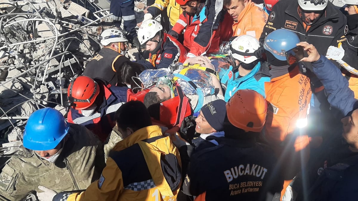 Adıyaman’da 199’uncu saatte bir genç daha kurtarıldı