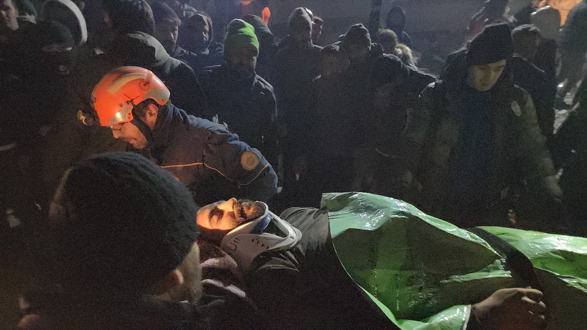 Adıyaman’da 71 saat sonra gelen mucize kurtuluş