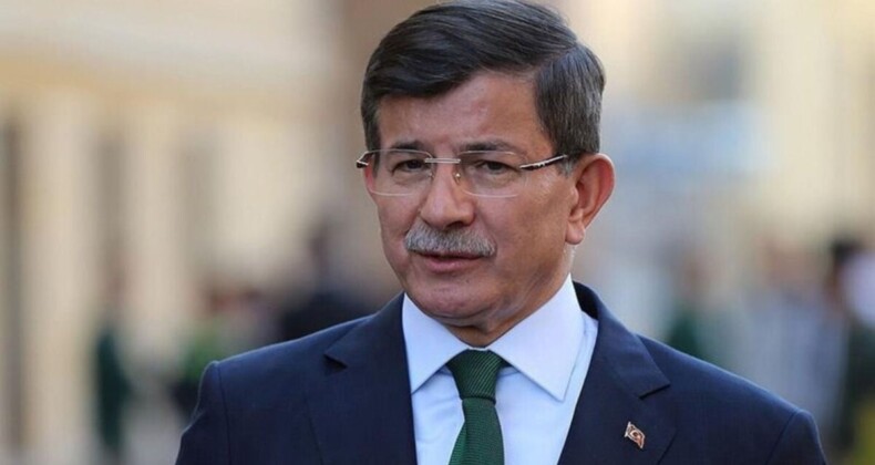 Ahmet Davutoğlu: Seçimi ertelemek sivil darbedir