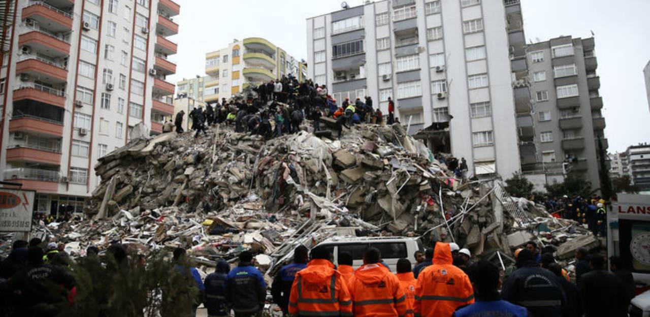 Alevi örgütlerinden ortak çağrı: Yardımlarımızı engellemeyin