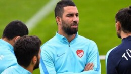 Arda Turan Ümit Milli Takım’ın başına geçiyor