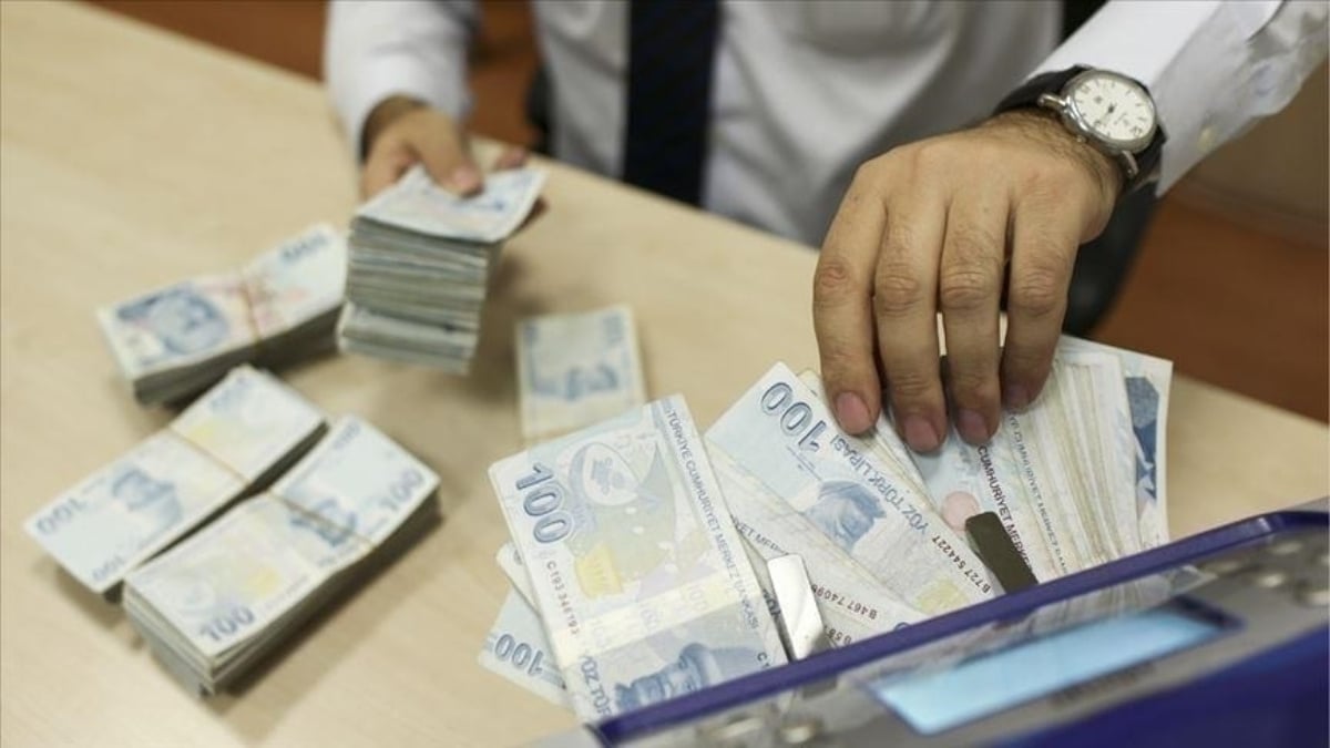 Bankacılık sektörü kredi hacmi 7,8 trilyon lira oldu
