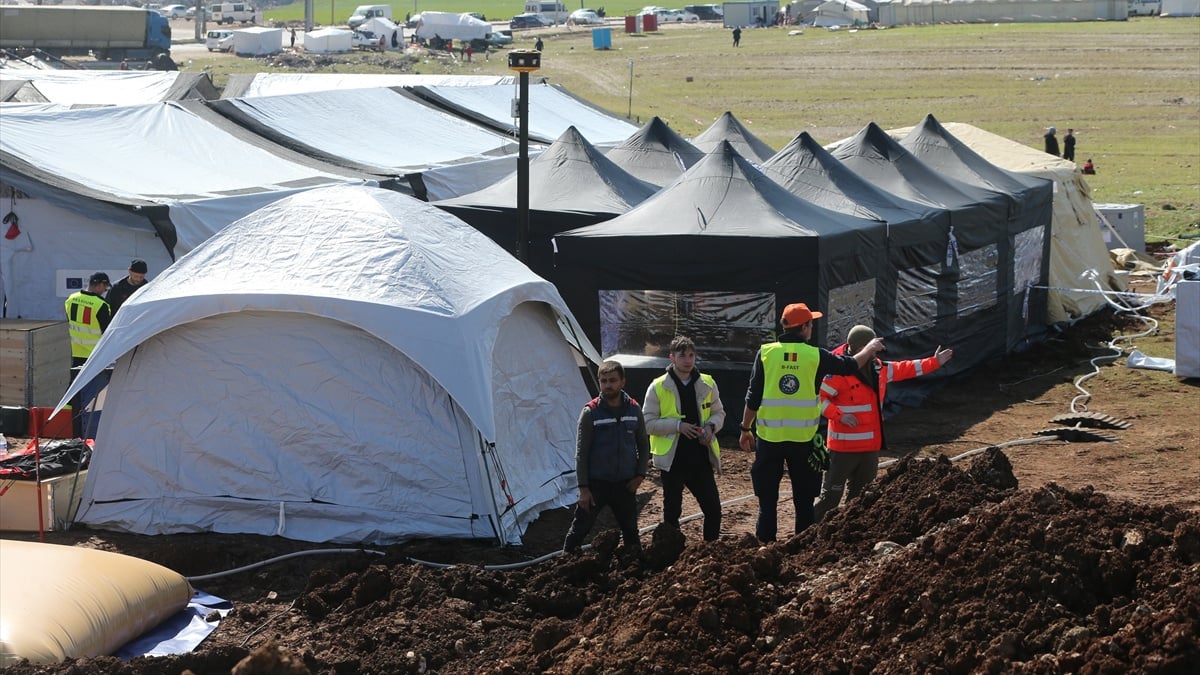 Belçika’nın Hatay’a gönderdiği sahra hastanesi kuruldu