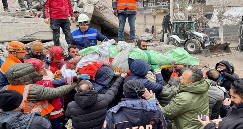 Çin’den Türkiye’ye ilk yardım ekibi yola çıktı