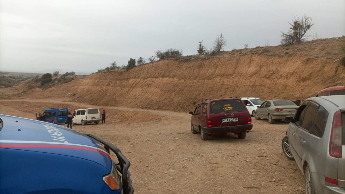 Denizli’de köpek dövüşüne jandarma baskını