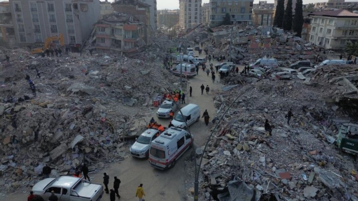Depremden etkilenen Hatay’daki yıkım havadan görüntülendi