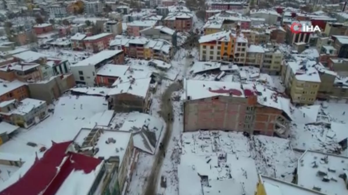 Elbistan’daki yıkımın havadan görüntüsü