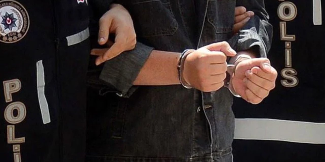 Eşini ve 3 çocuğunu rehin alan polis tutuklandı