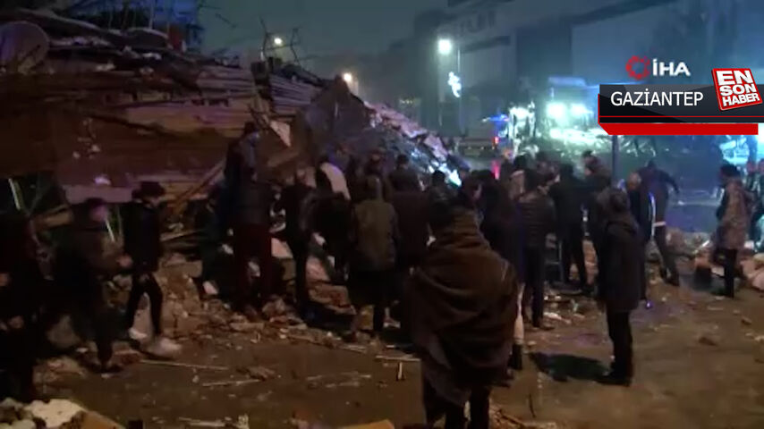 Gaziantep’tw kurtarmak isterken çatının altında kaldılar