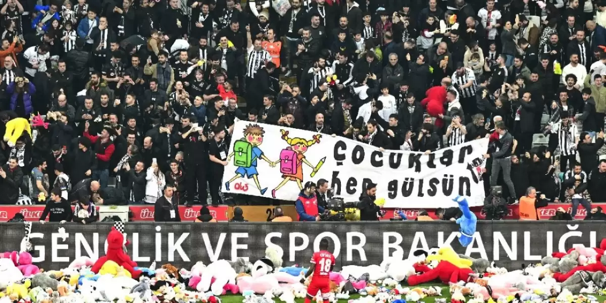 ‘Hükümet istifa’ tezahüratları için harekete geçildi