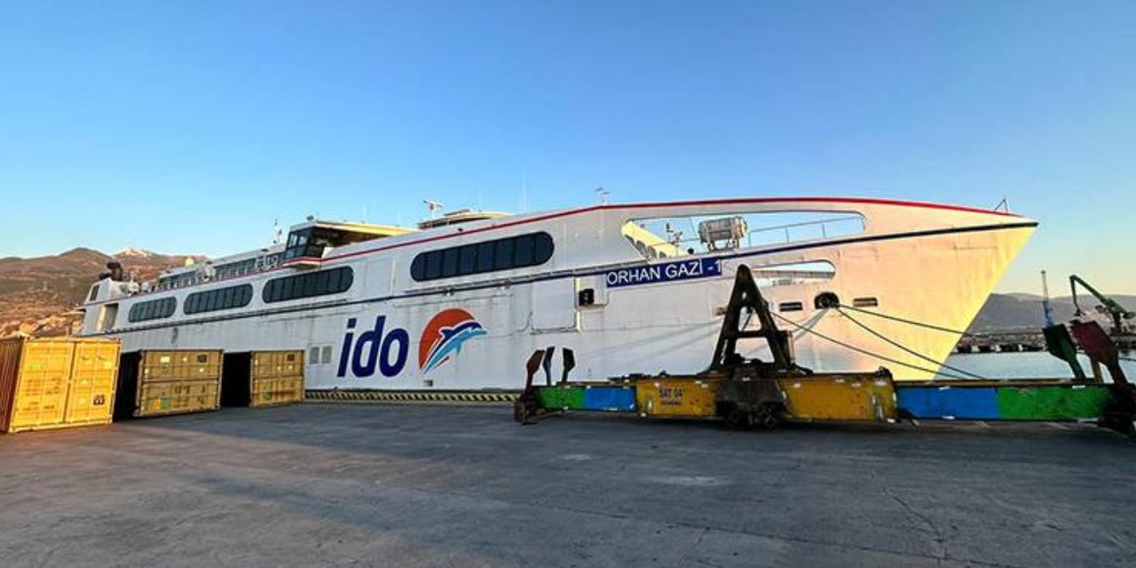 İBB’nin İskenderun’daki hastane gemisi çalışmaya başladı