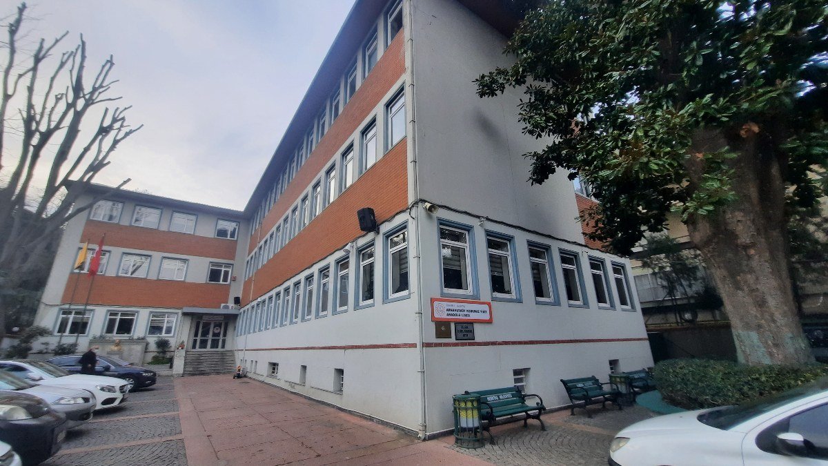 İstanbul’da depreme karşı riskli bulunan okullar görüntülendi