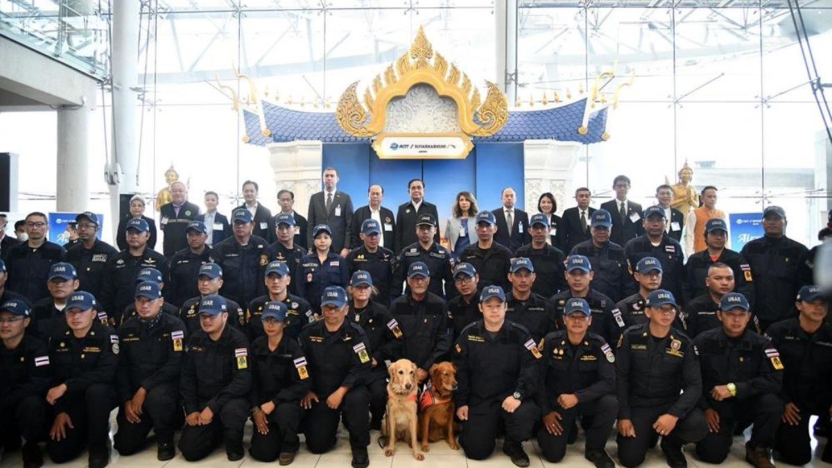 Taylandlı arama kurtarma ekibi ülkesine döndü
