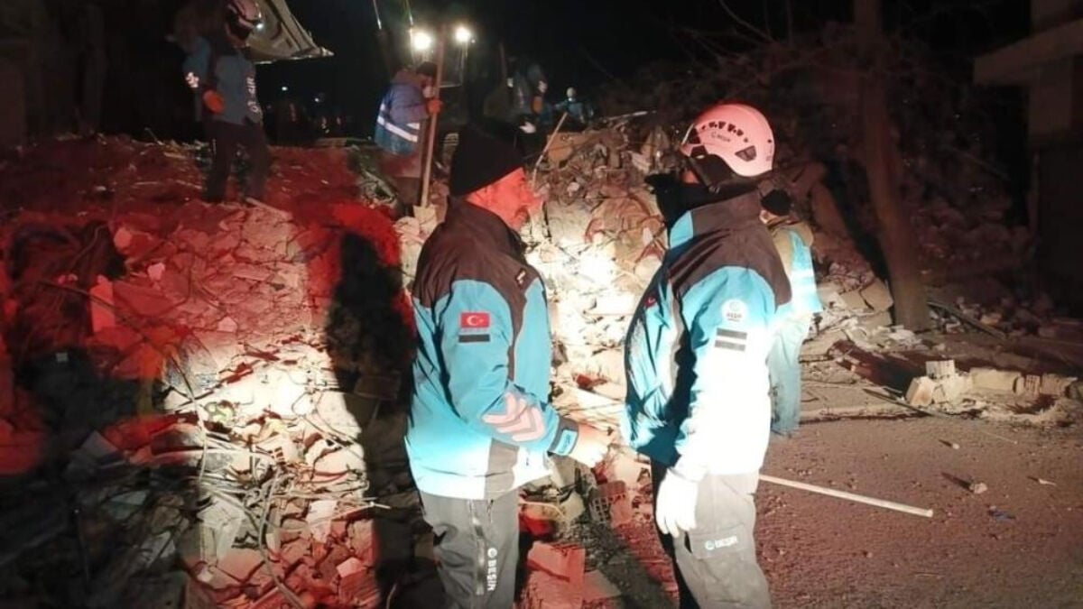 Yardıma giden dernek çalışanı kalp krizi geçirerek hayatını kaybetti