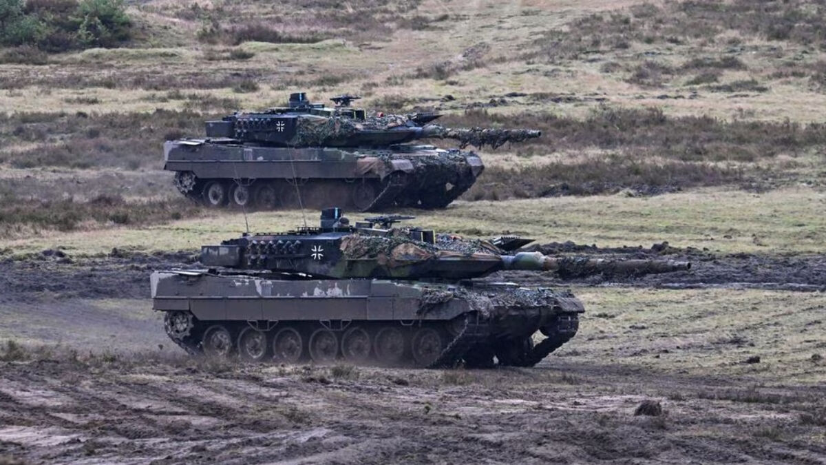 Almanya, İsviçre’den elindeki Leopard 2 tanklarını satmasını istedi