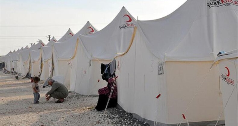 CHP isyan etti: Bir ay geçti hala çadır yok!