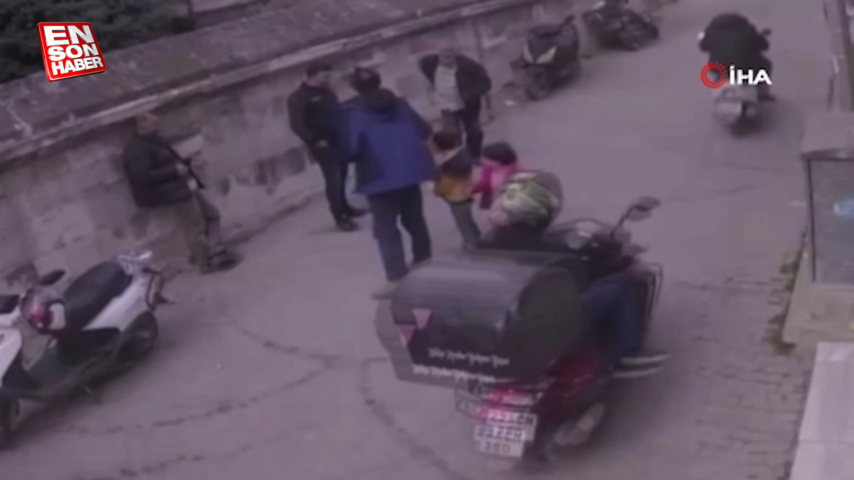 Edirne’de bıçaklı kavga: Çocuklar korku dolu gözlerle izledi