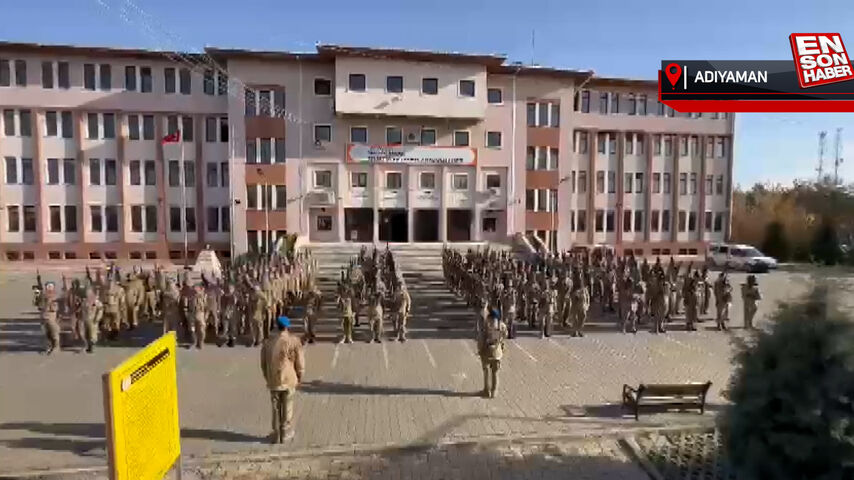 Hatay’da görev yapan 2 bin 700 asker komando marşıyla kentten ayrıldı