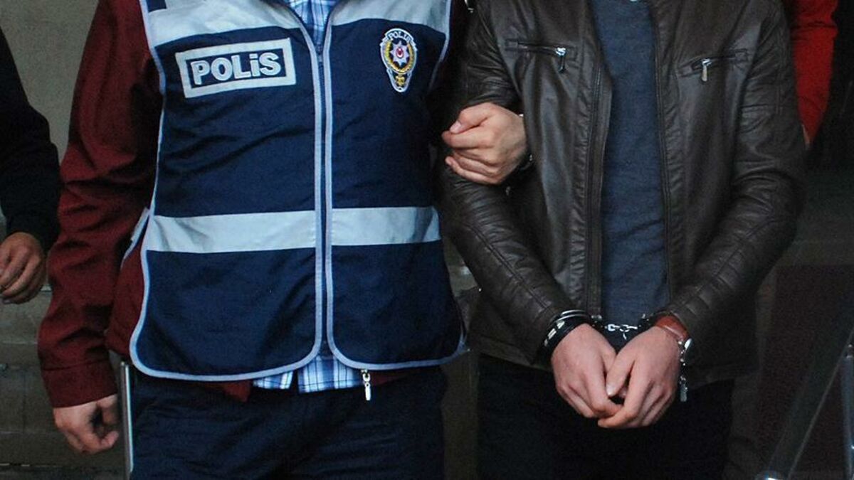 İzmir’de 70 ayrı uyuşturucu operasyonu: 58 şüpheli tutuklandı