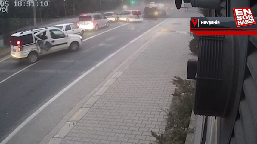 Nevşehir’de freni patlayan kamyon kırmızı ışıkta bekleyen 6 aracı biçti