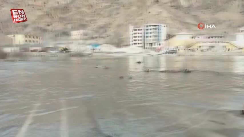 Yusufeli Barajı’nın suları ilçe merkezine ulaştı