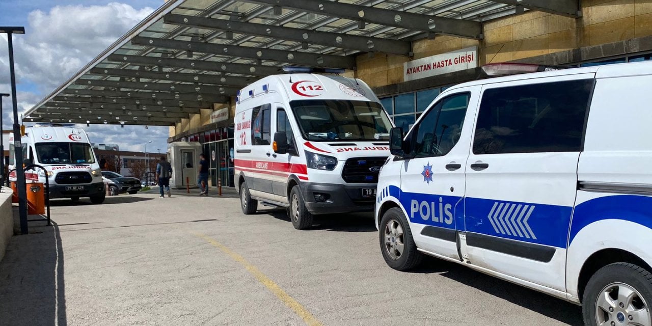 20 öğrenci, gıda zehirlenmesi şüphesiyle hastaneye kaldırıldı